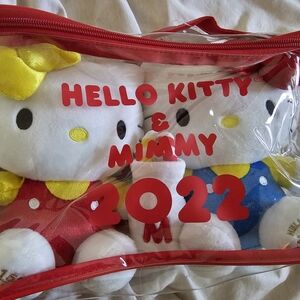 Hello kitty and mimmi